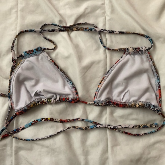 bikini - Picture 3 of 3